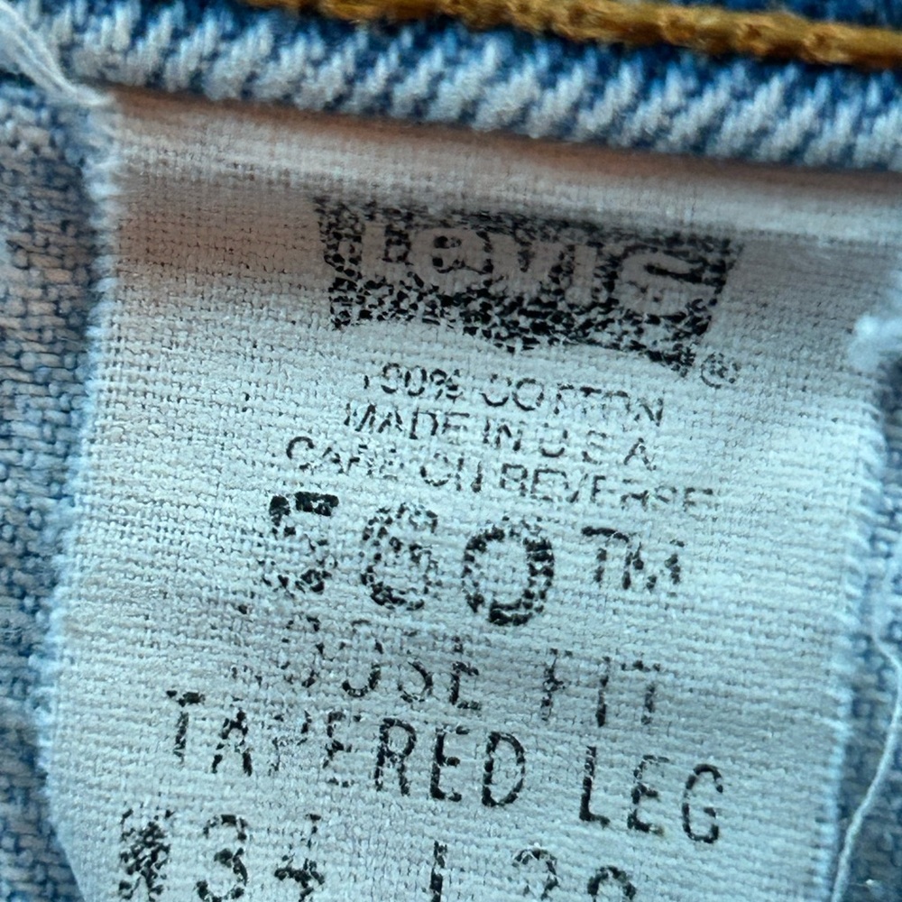 Distressed Levi Jeans 34/30 MADE IN USA 🇺🇸